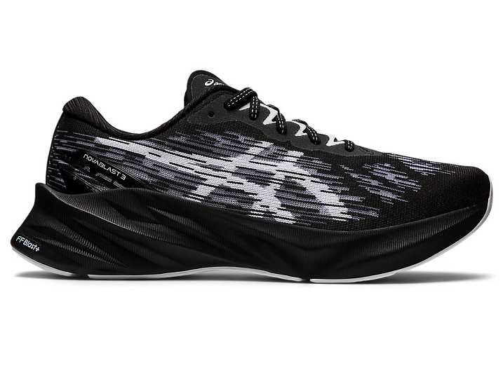 Asics NOVABLAST 3 Moški Tekaški Čevlji Črne Bele | Slovenija-9763214