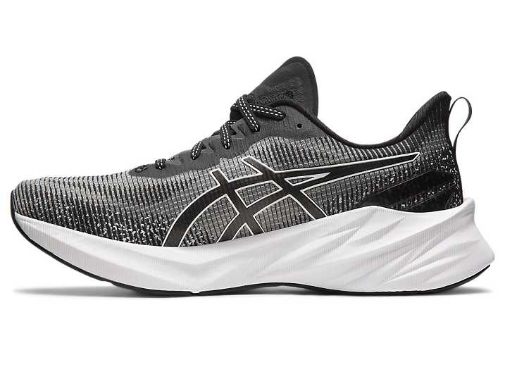 Asics NOVABLAST 3 LE Moški Tekaški Čevlji Črne Bele | Slovenija-2964078